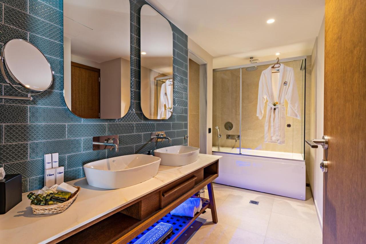 Minos Ambassador Suites & Spa - Adults Only Ретимно Екстериор снимка
